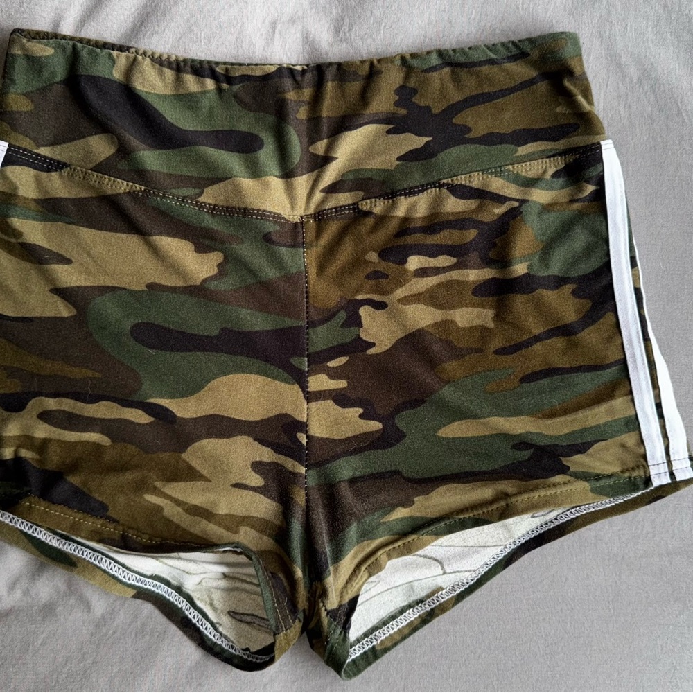 Camo booty shorts